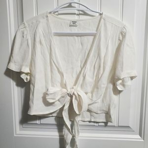 Aritzia Sunday Best tie wrap blouse